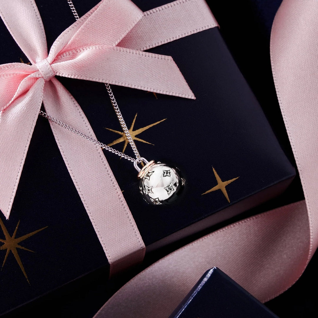 Jewellery Christmas gifts: a guide to finding the right piece