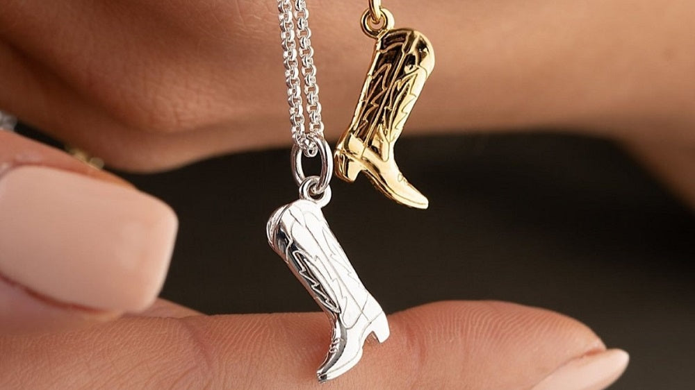 Embracing the cowboy jewellery trend