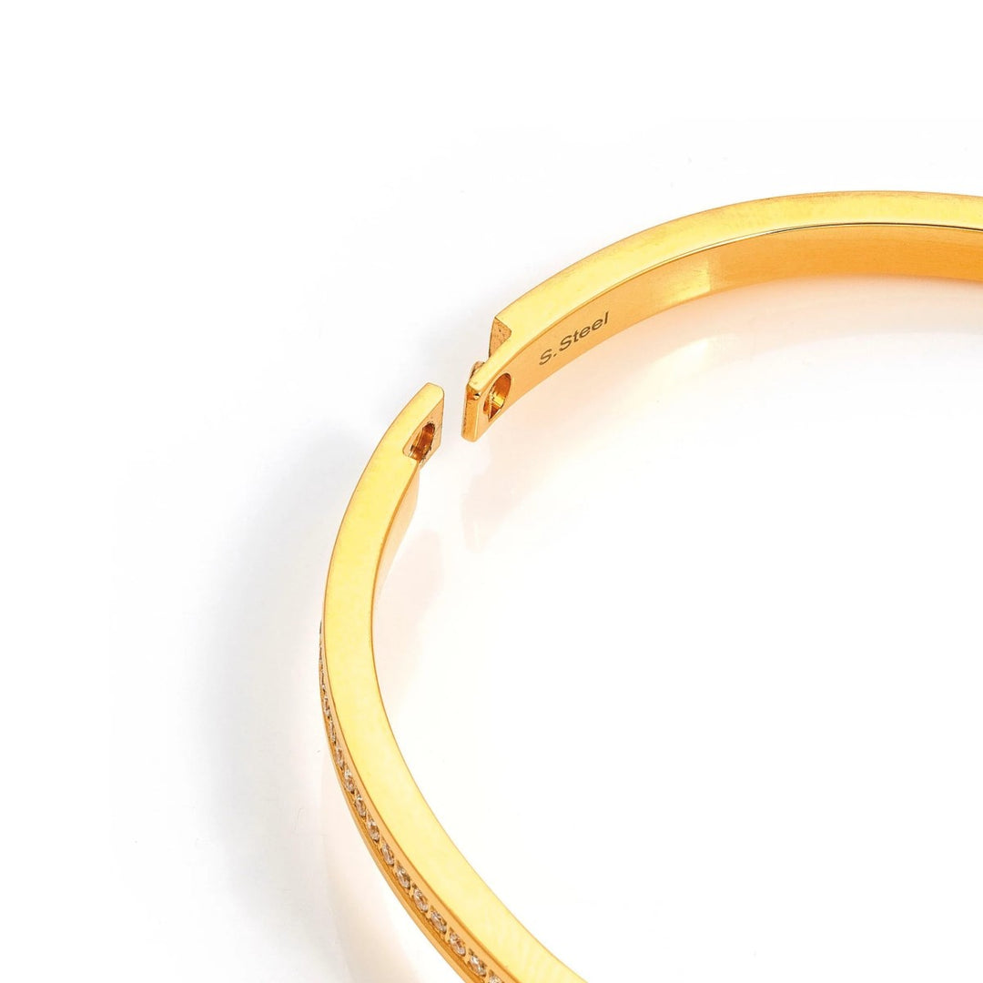 Nomination Zirconia Ovals Gold Tone Stainless Steel Hinged Bangle. Item code 029517/020