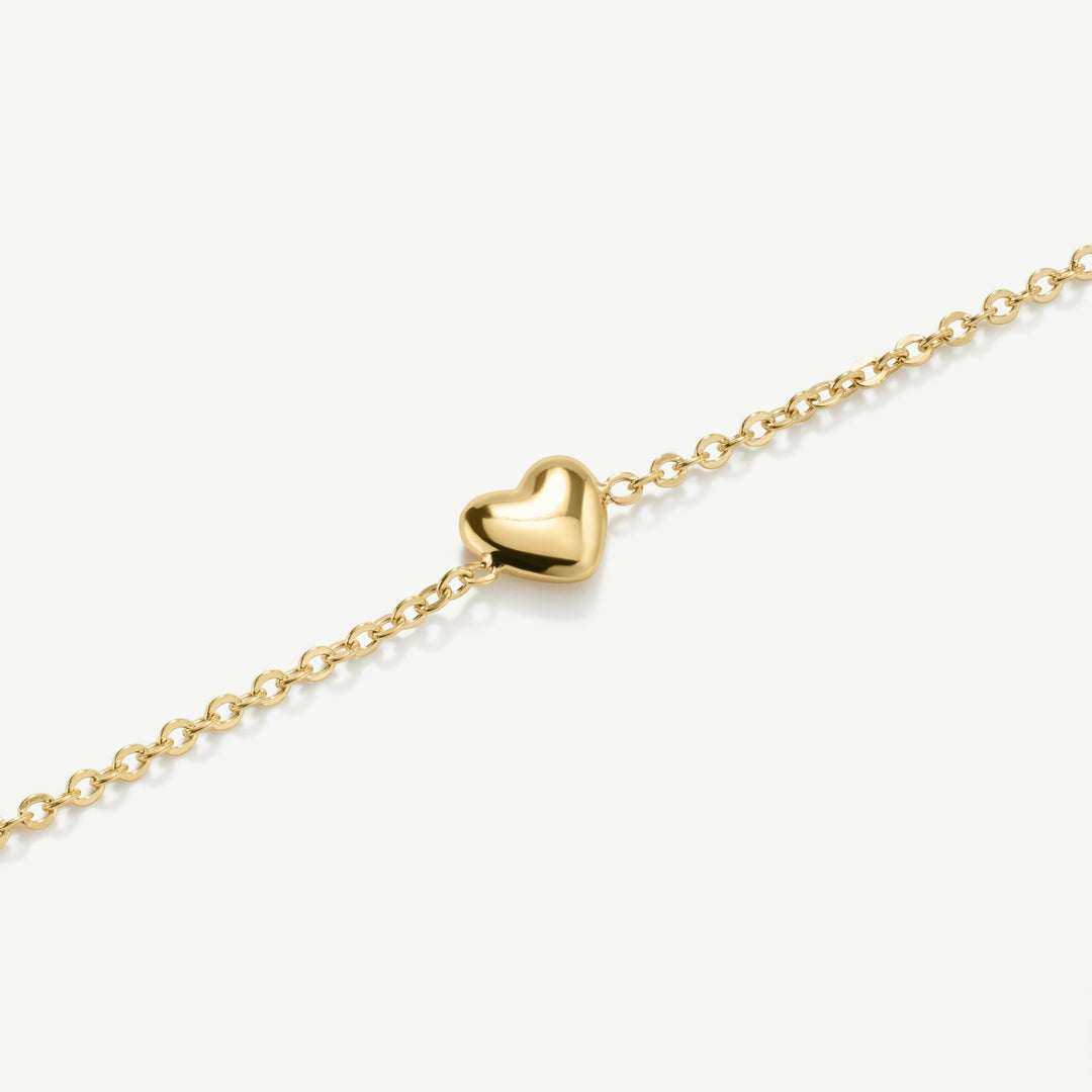 D.Louise Mini Heart Gold Bracelet detail view