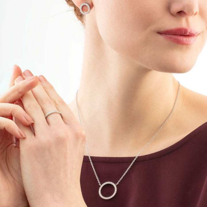 Coeur De Lion Sparkling Circle Necklace - Silver Crystal - 2057101817