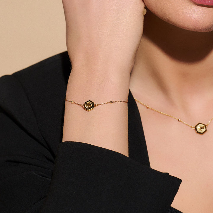 Olivia Burton Signature Minima Bee Gold Bracelet - 24100100
