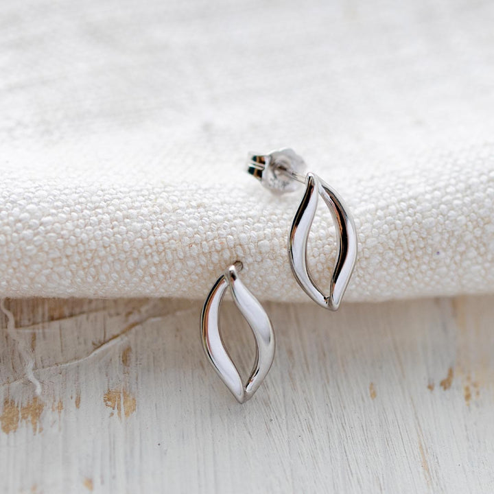 Kit Heath Entwine Twine Link Stud Earrings 41141RP