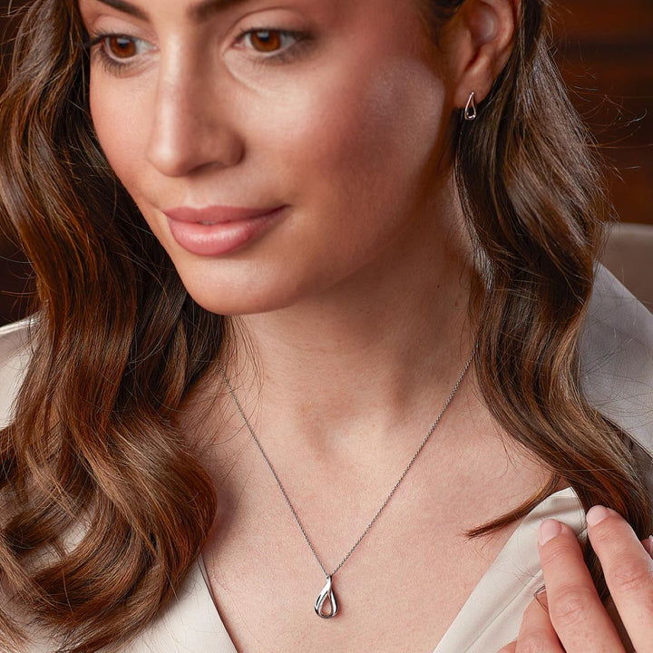 Kit Heath Serenity Dainty Stud Earrings - 41182RP