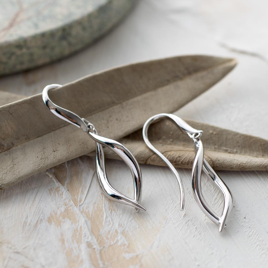 Kit Heath Entwine Twine Twist Link Drop Earrings 60230RP