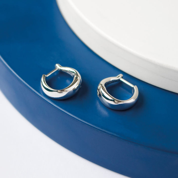 Kit Heath Bevel Cirque Small Hinged Hoop Earrings - Silver 6175RP