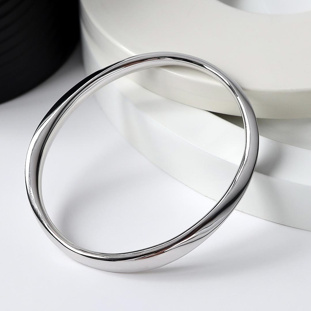 Kit Heath Bevel Cirque Silver Bangle 7177