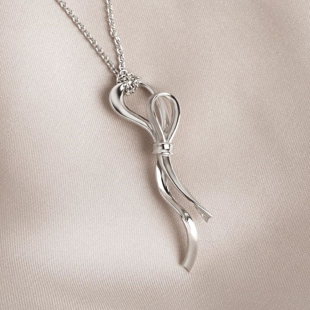 Kit Heath Serenity Ribbon Bow Loop Necklace 91189RP