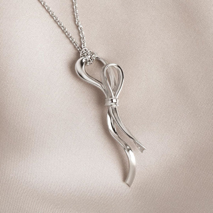 Kit Heath Serenity Ribbon Bow Loop Necklace 91189RP