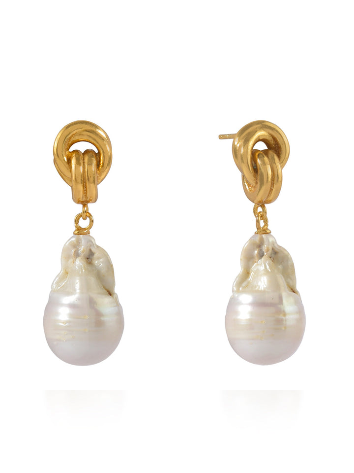Niche Jewellery Shyla Chunky Knot Baroque Pearl Gold Earrings detail