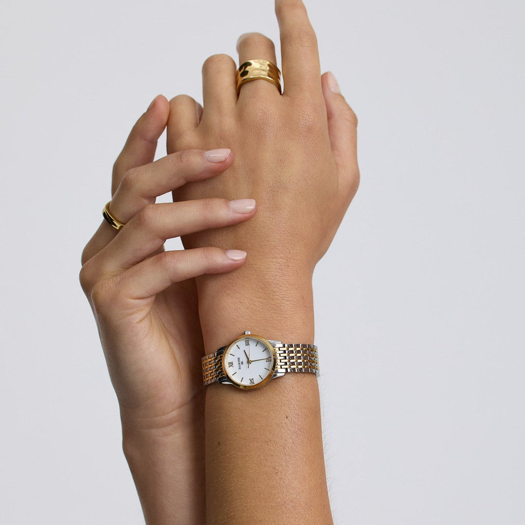 Niche Jewellery D.Louise Classic Link Round Bi-Metal Watch detail