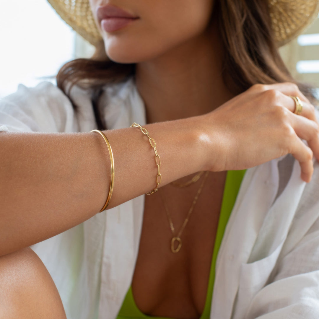 D.Louise Paperclip Gold Bracelet close up