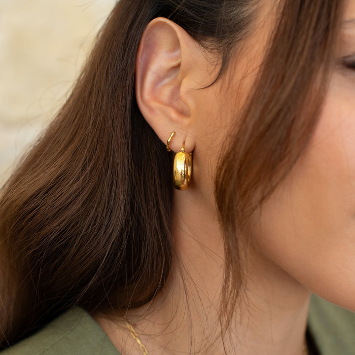 D.Louise Bamboo Gold Huggie Hoop Earrings image 6