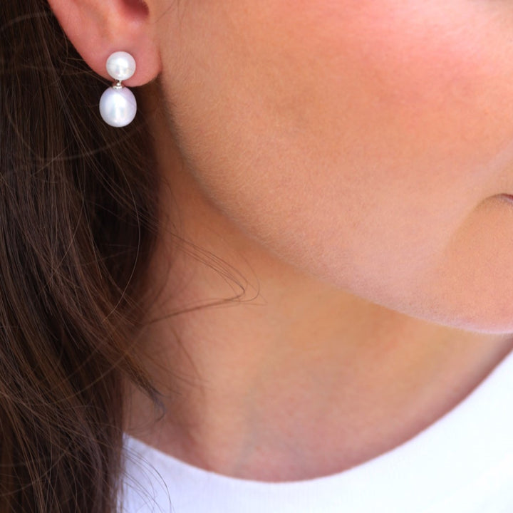 Niche Jewellery Jersey Pearl Dew Drop Earrings - White Freshwater Pearl detail