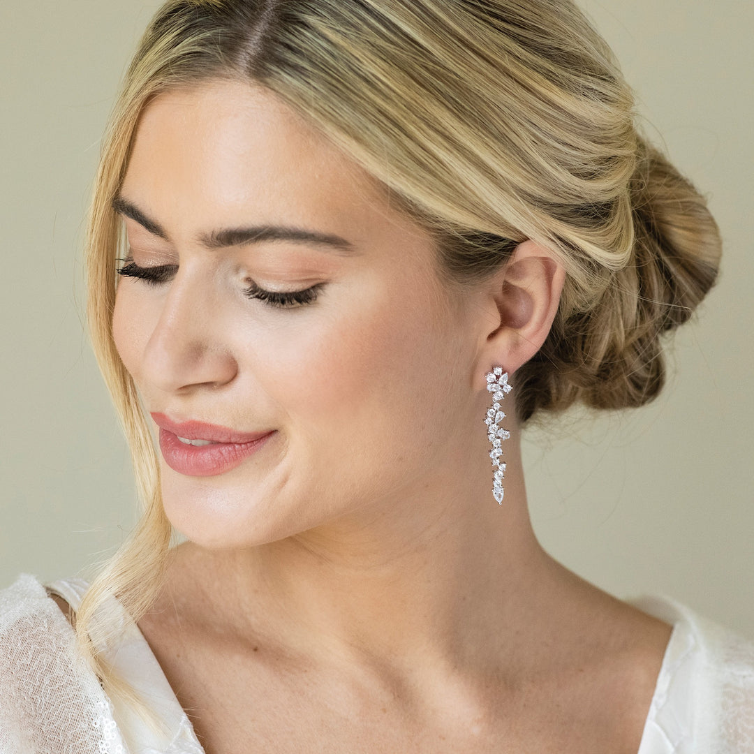 Niche Jewellery Ivory & Co Islington Rhodium Crystal Cluster Earrings detail