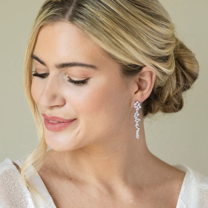 Niche Jewellery Ivory & Co Islington Rhodium Crystal Cluster Earrings detail