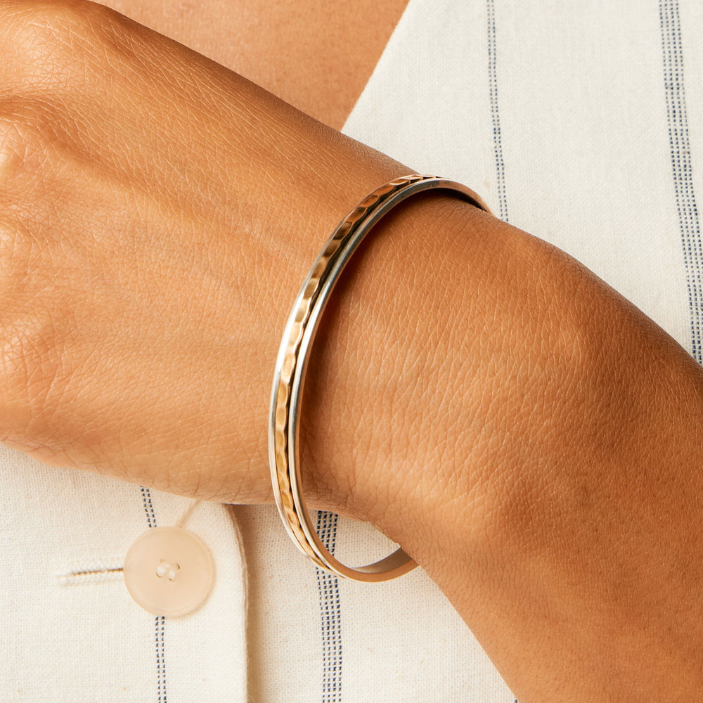 Niche Jewellery Charlotte's Web Karma Fortune Spinning Stacking Bangle detail