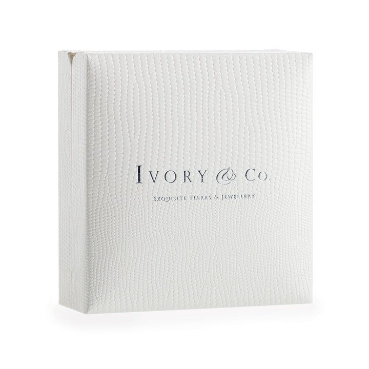 Niche Jewellery Ivory & Co gift packaging