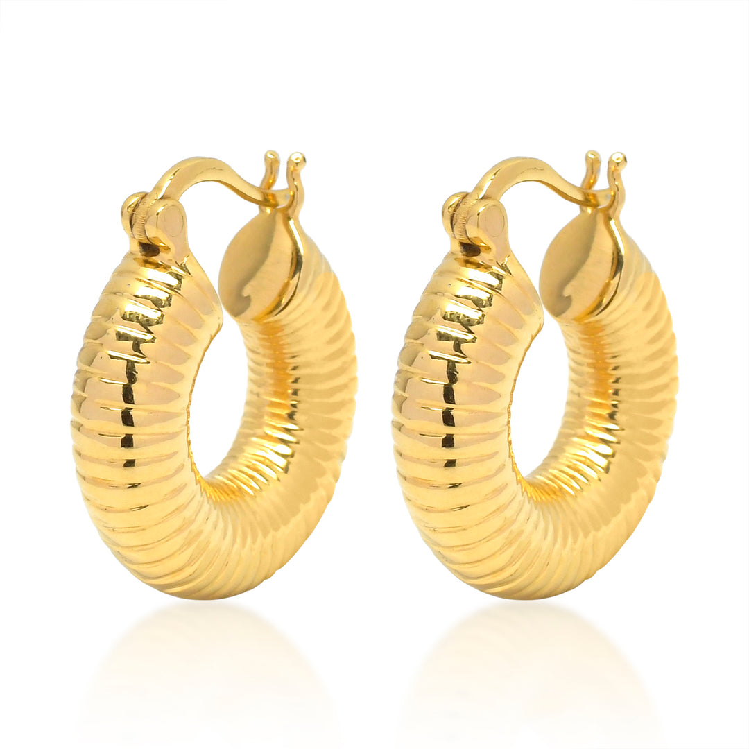 Niche Jewellery Shyla Monica Ribbed Gold Hoop Earrings detail