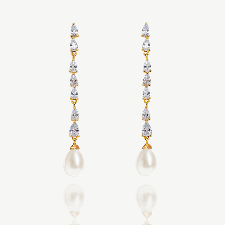 Niche Jewellery Ivory & Co Melbourne Gold Long Pearl Drop Earrings detail