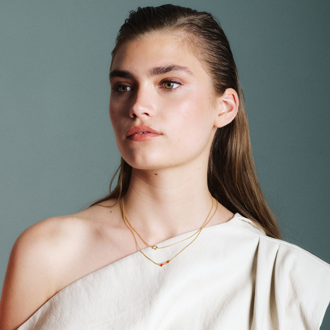 Niche Jewellery Enamel Copenhagen Organic Star Gold Necklace detail