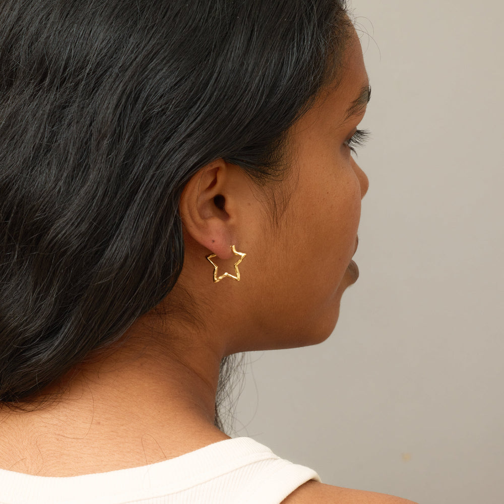 Niche Jewellery Enamel Copenhagen Organic Star Medium Gold Hoop Earrings detail