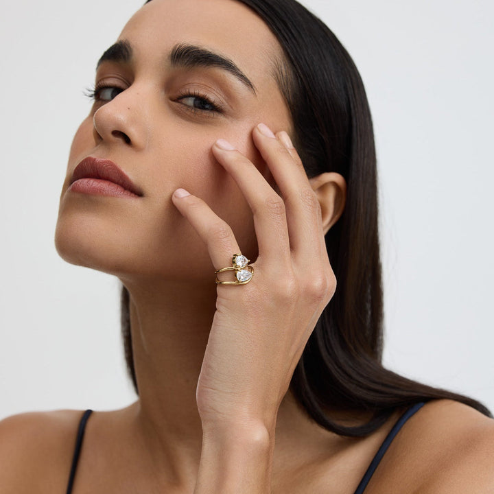 Niche Jewellery D.Louise Pear Promise Ring detail