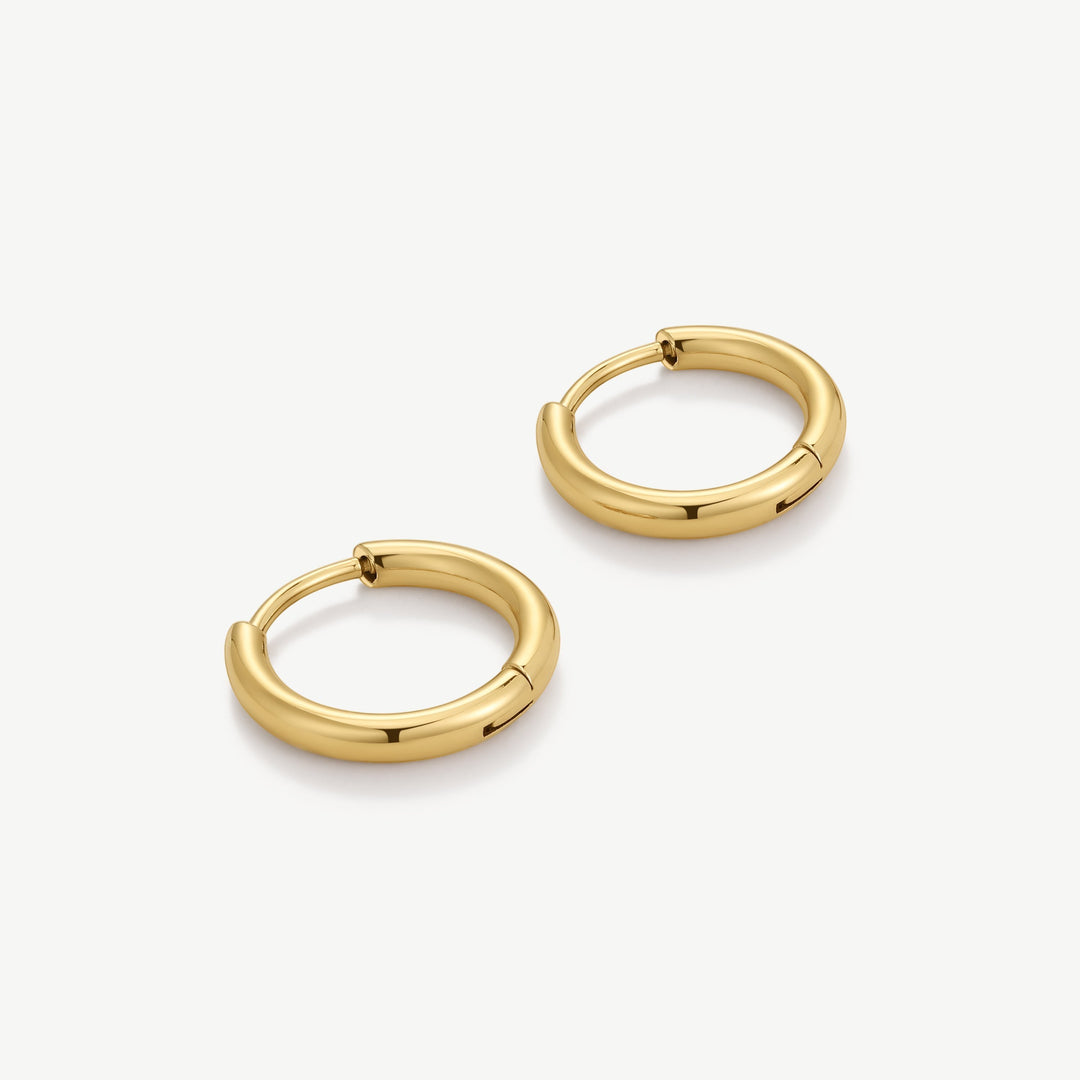 D.Louise Essential Earrings Extra Small detail view