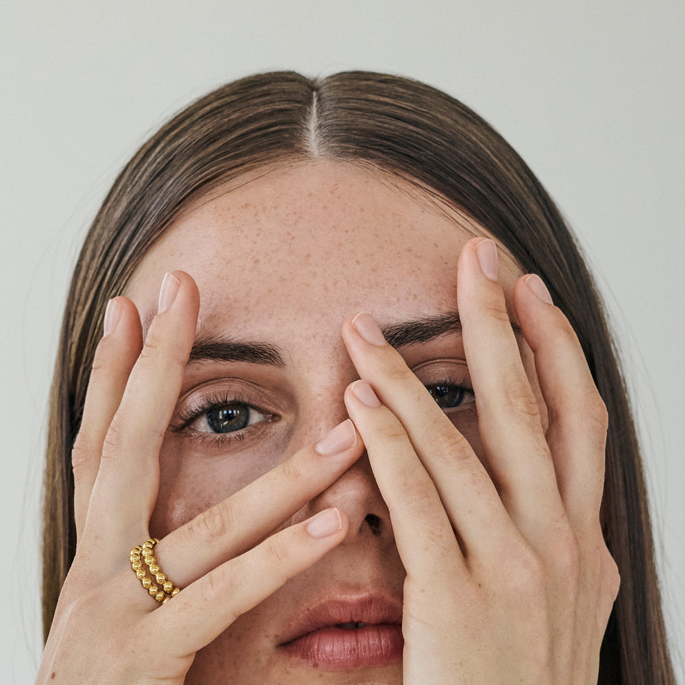 Niche Jewellery Enamel Copenhagen Ball Gold Ring detail