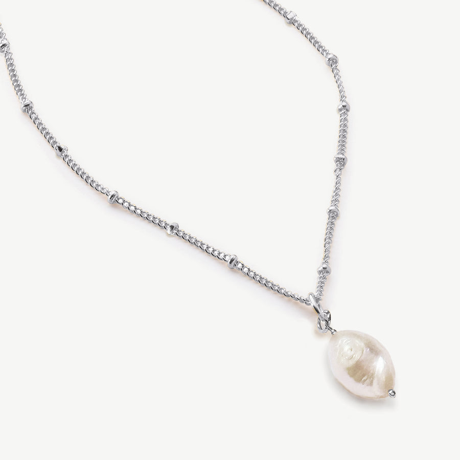 Niche Jewellery Ivory & Co Saint Lucia Rhodium Pearl Pendant detail