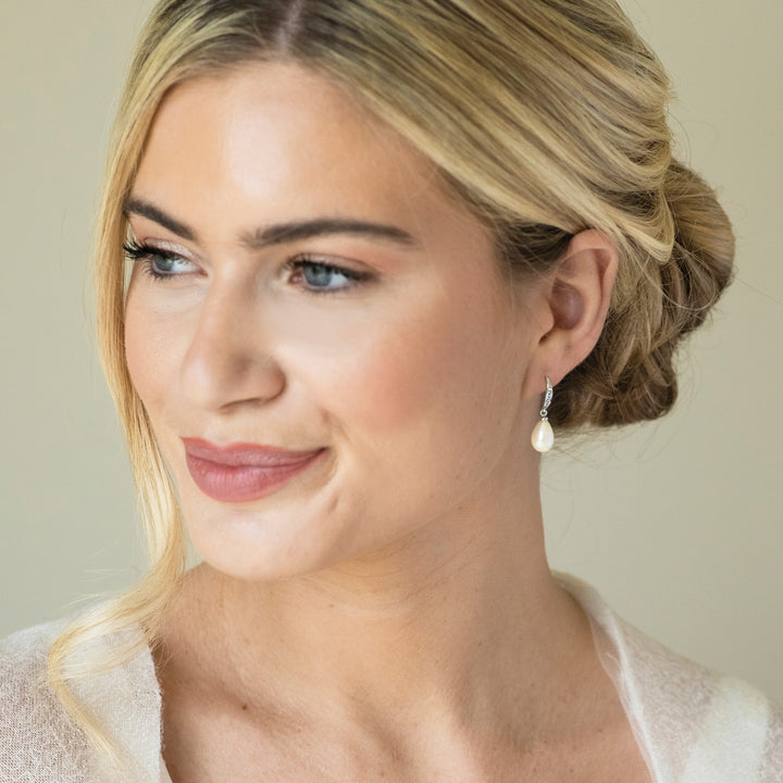 Niche Jewellery Ivory & Co Salford Rhodium Pave Crystal Pearl Drop Earrings detail