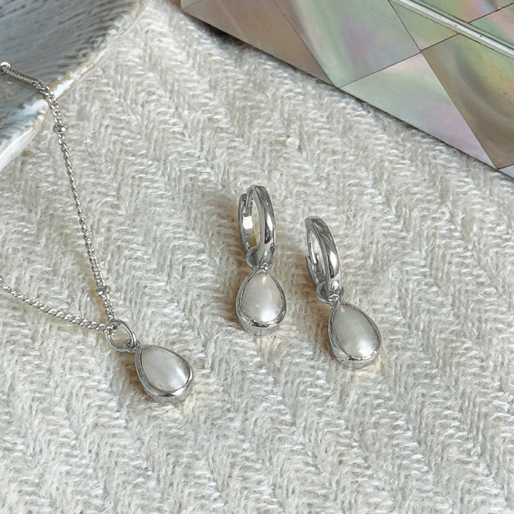 Niche Jewellery Ivory & Co Santorini Rhodium Pearl Charm Earrings