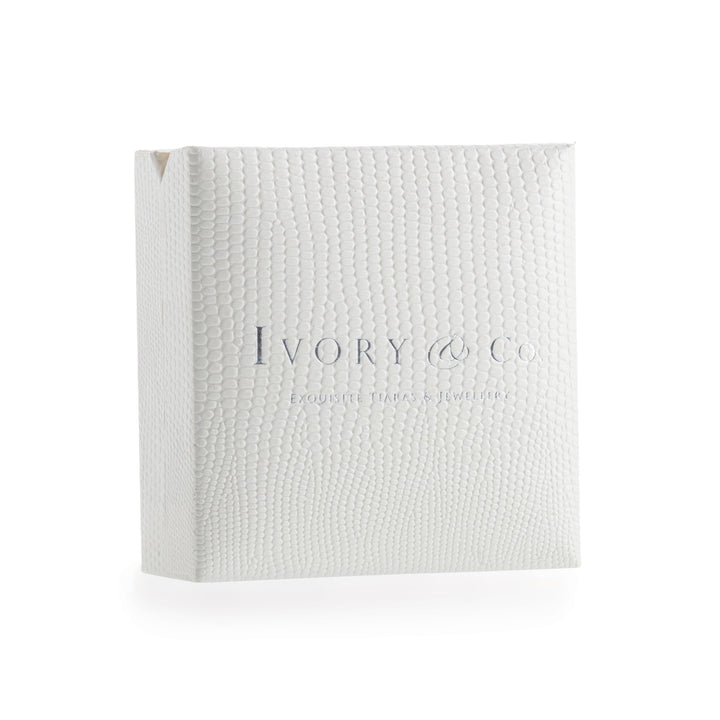 Niche Jewellery Ivory & Co gift packaging