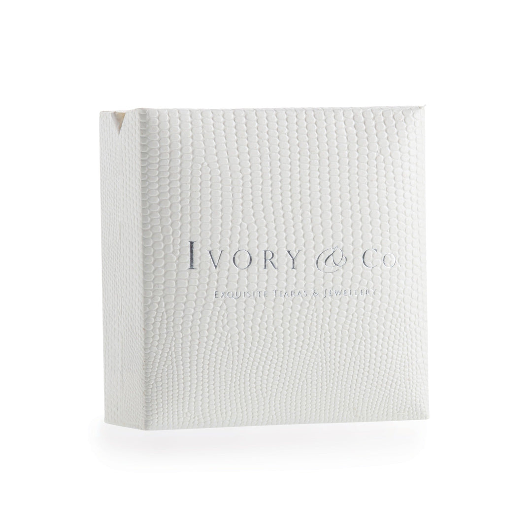 Niche Jewellery Ivory & Co gift packaging