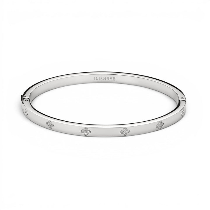 D.Louise Clover Silver Slim Bangle close up