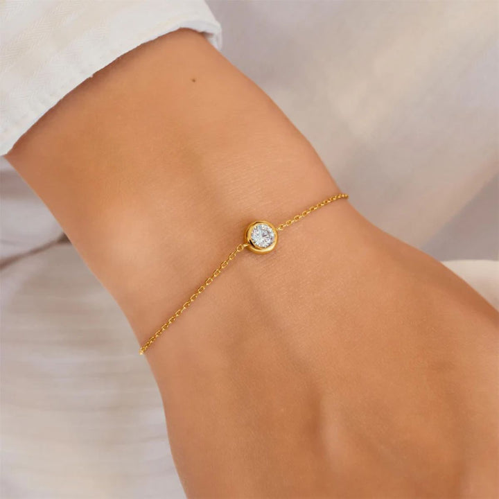 Ania Haie Just You Solitaire Gold Bracelet. Item code B071-02G.