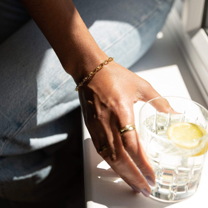 Daisy Stacked Linked Chain Bracelet - Gold BRB8004_GP