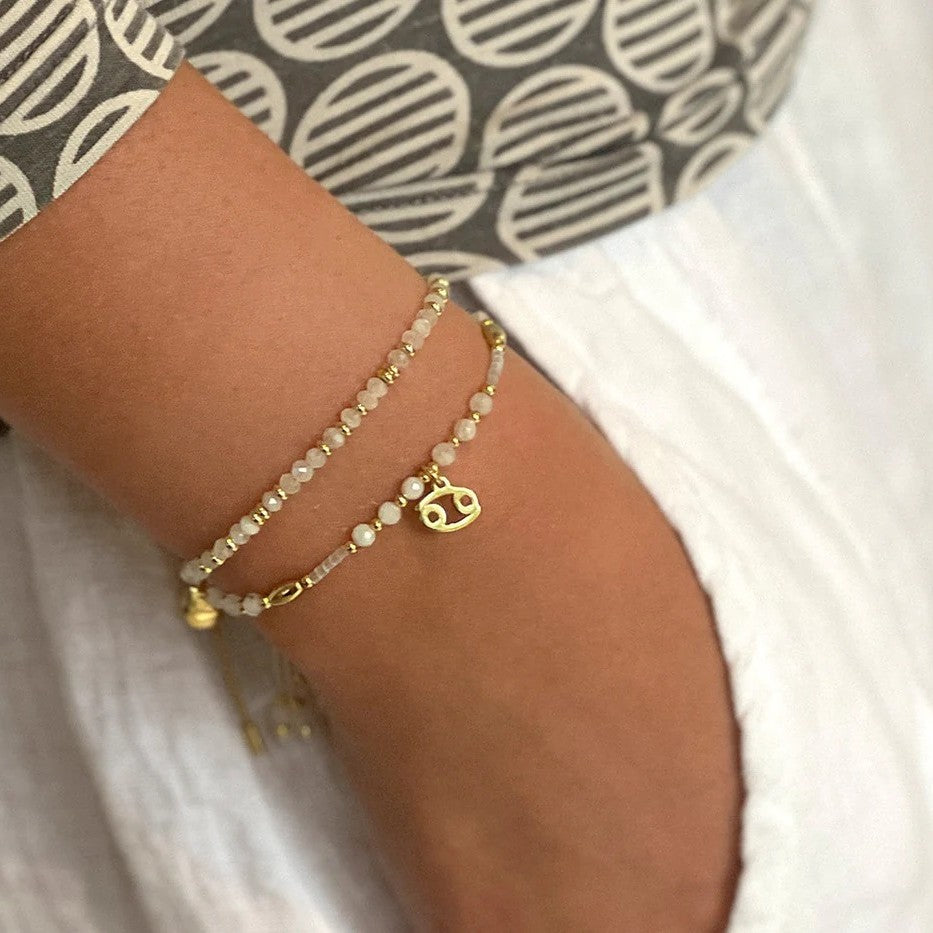 Boho Betty Mystical Rainbow Moonstone Gold Slider Bracelet. Item code BRWMRMGDVB.