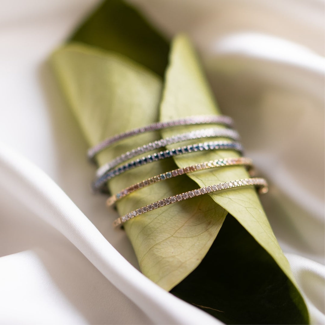 Coeur De Lion Eternal Love Crystal Bangle - Gold - 014632181617