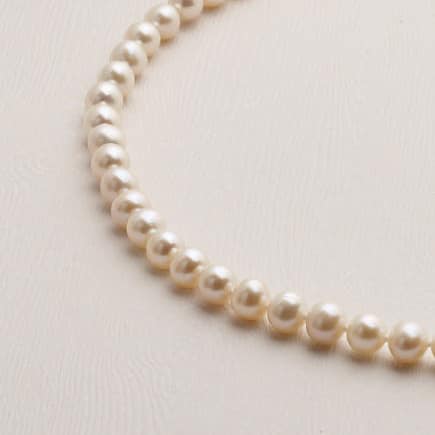 Niche Jewellery Jersey Pearl 7mm Signature Freshwater Pearl Necklace detail