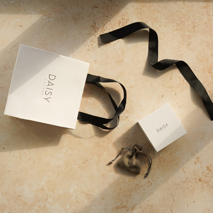 Daisy Bow Ring - Silver