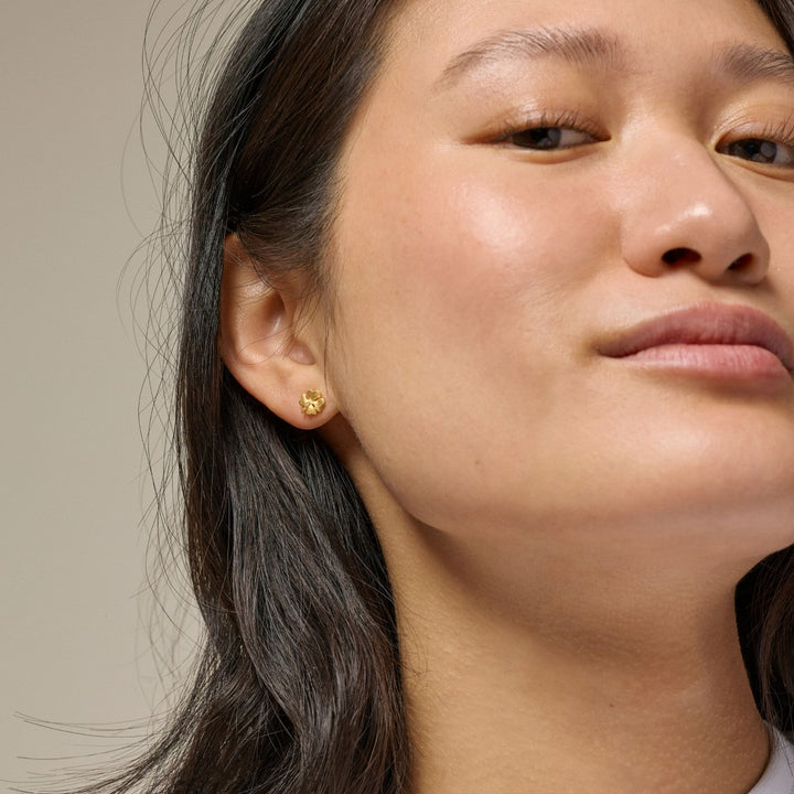 Enamel Copenhagen Organic Clover Gold Stud Earrings. Item code E238GM.
