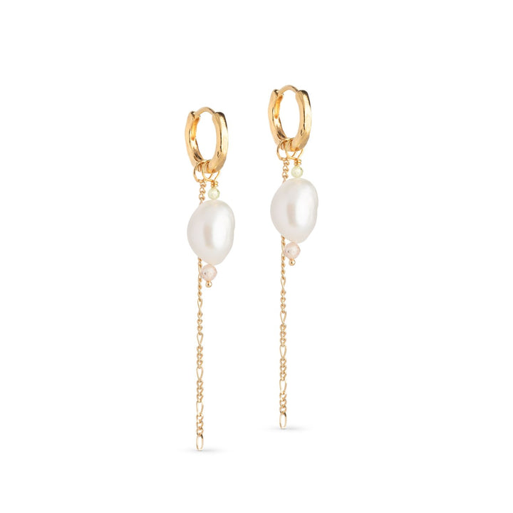Enamel Copenhagen Adeline Pearl Gold Earrings. Item code E258GM.