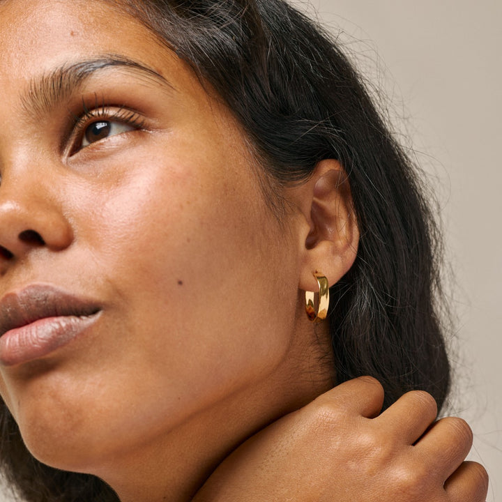 Enamel Copenhagen Sandra Narrow Hoop Earrings. Item code E392G.