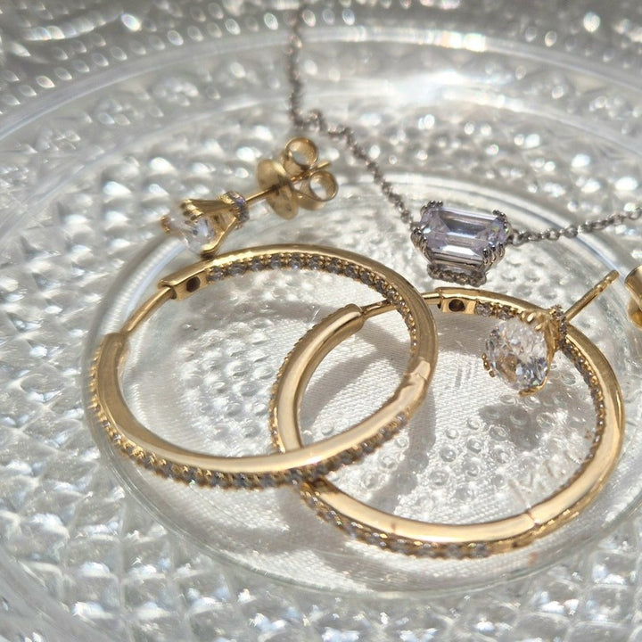 Georgini Elegant Essentials 25mm Gold Hoop Earrings. Item code IE1207G.