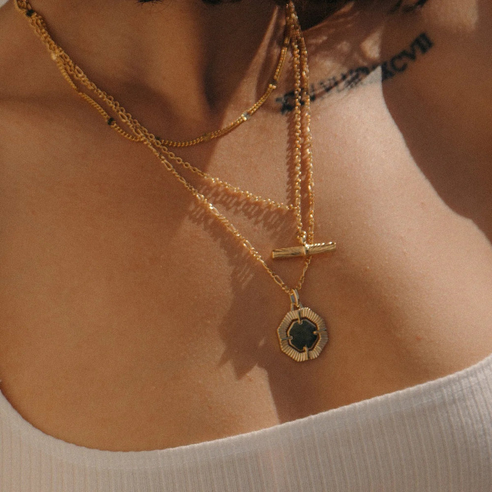 Daisy Estee Lalonde T-Bar Necklace - Gold ELN04_GP