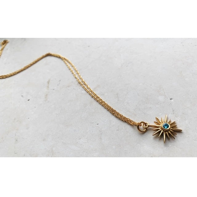 Shyla Felicity Full Sun Necklace - Emerald