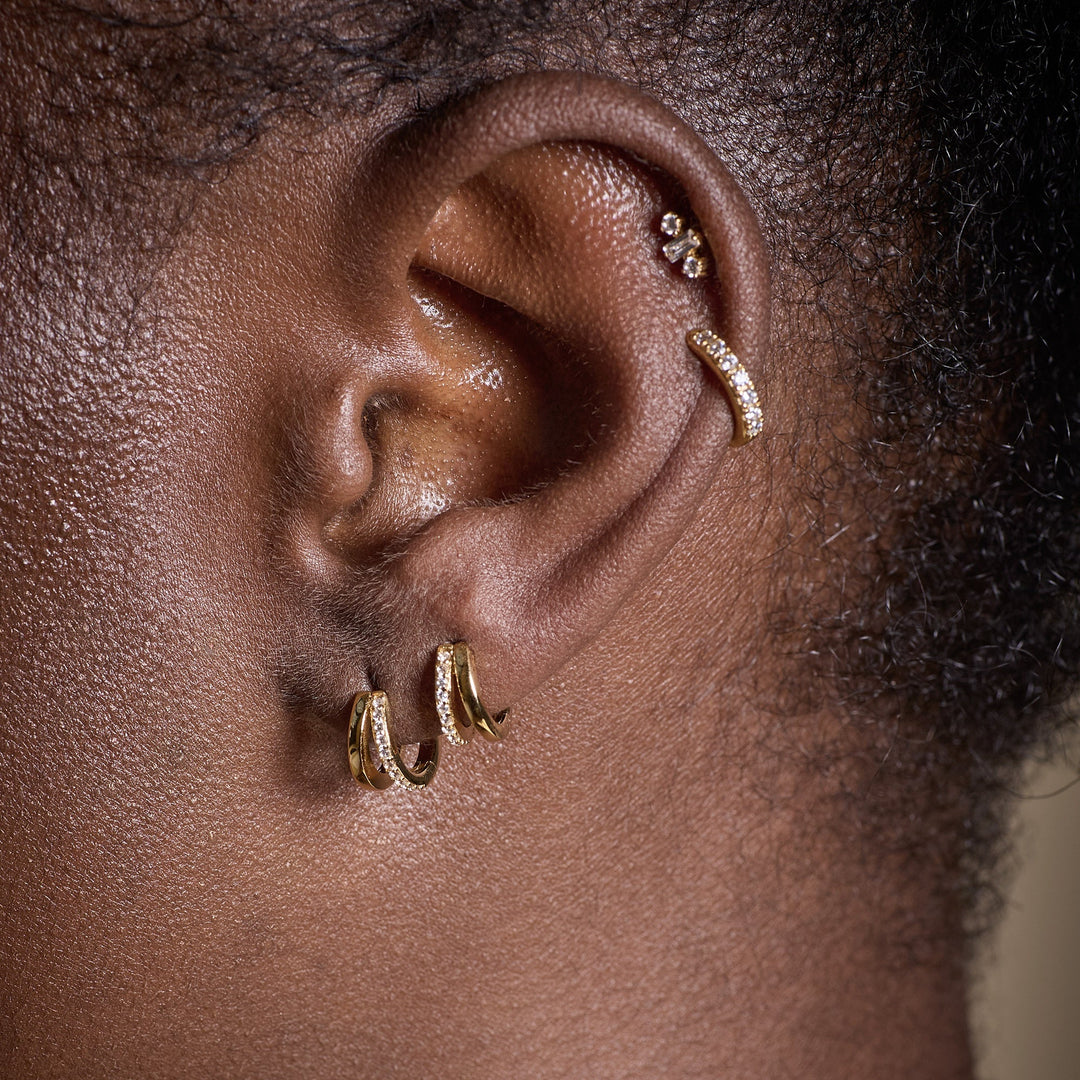 Niche Jewellery Scream Pretty Illusion Split Mini Huggie Earrings - Gold detail