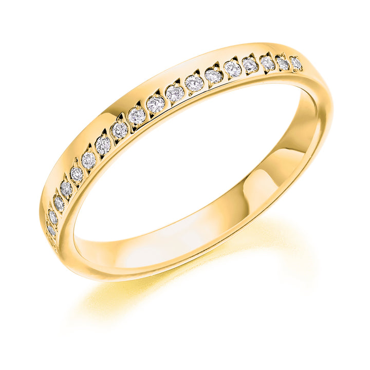  Offset Grain Set Diamonds
