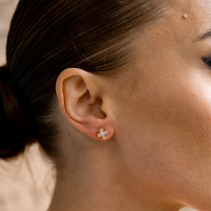 Georgini Sydney Soiree Fairwater Mother of Pearl Stud Earrings - Gold IE1187G